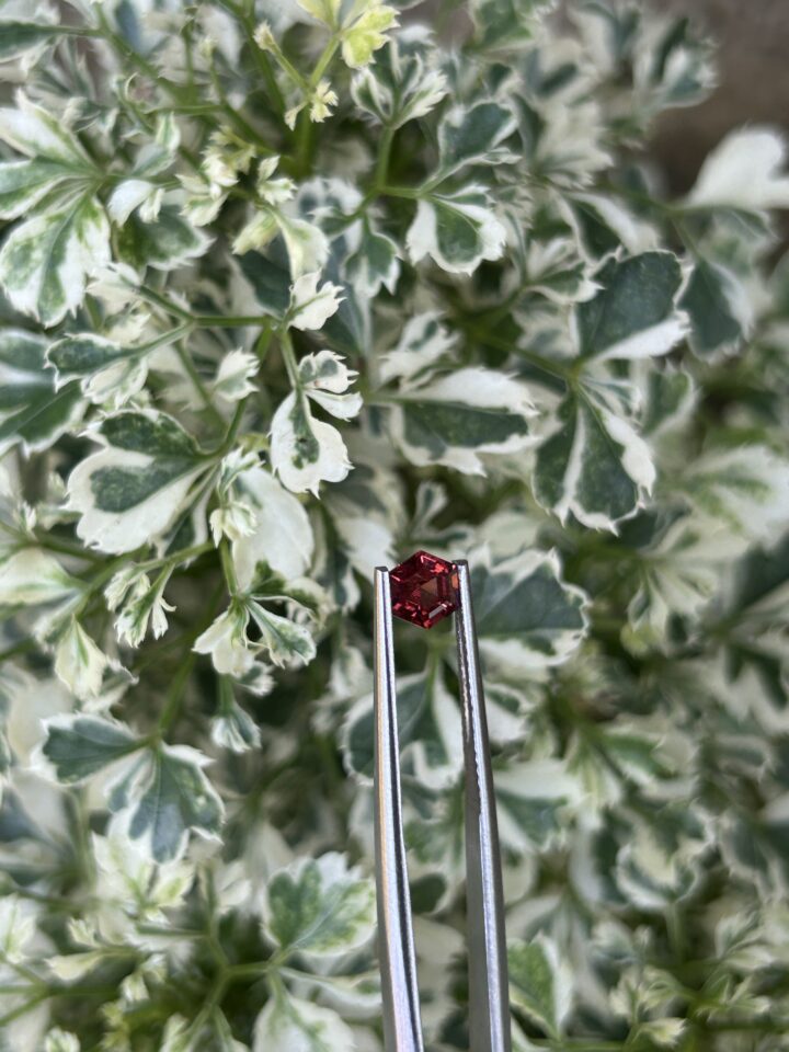 💎 Ceylorian Red Spinel – The Flame of Pure Elegance ❤️‍🔥