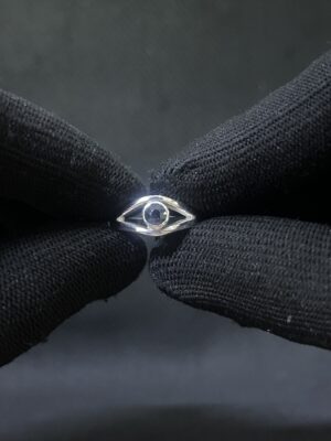 ✨ Ceylorian Sapphire Eye Pendant – Symbol of Protection & Vision ✨