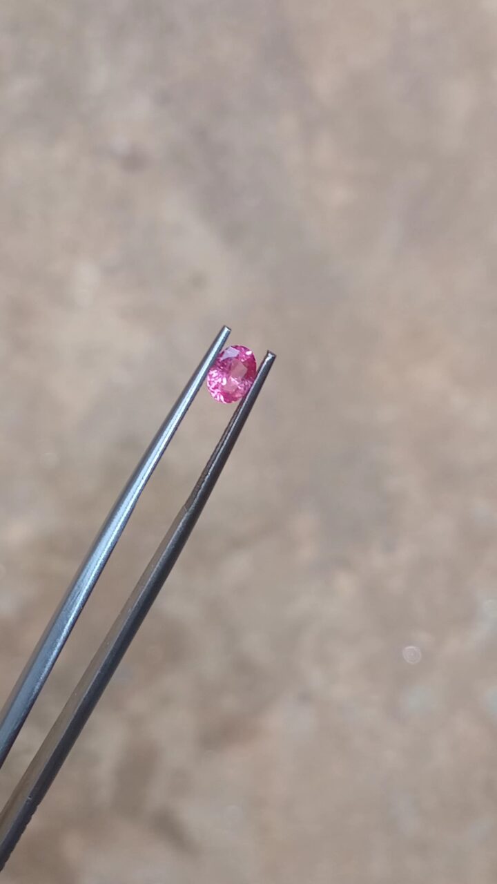 Rare Pathmaraja Gemstone CRT 65 – Natural Pink-Orange Pathmaraja Sapphire